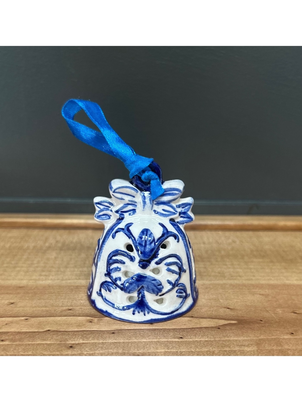 Delft Blue White Hand Painted Ceramic Bell Ornament Trinket Bow Cut-Out